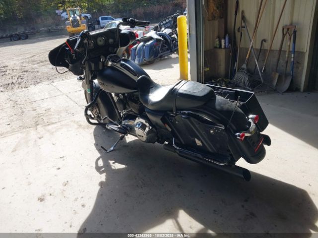 2012 HARLEY-DAVIDSON FLHX 1HD1KBM15CB663357 Photo 2