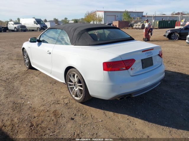2016 AUDI S5 WAUC4AFH7GN012743 Photo 2