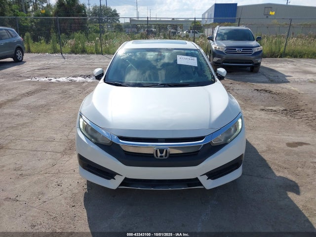 Aukcja sprzedaży 2018 Honda Civic Ex, vin: 19XFC2F71JE022213, numer aukcji: 43343100