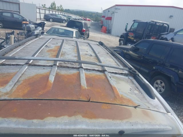 2000 CHRYSLER TOWN & COUNTRY 1C4GP54LXYB568865 Photo 5