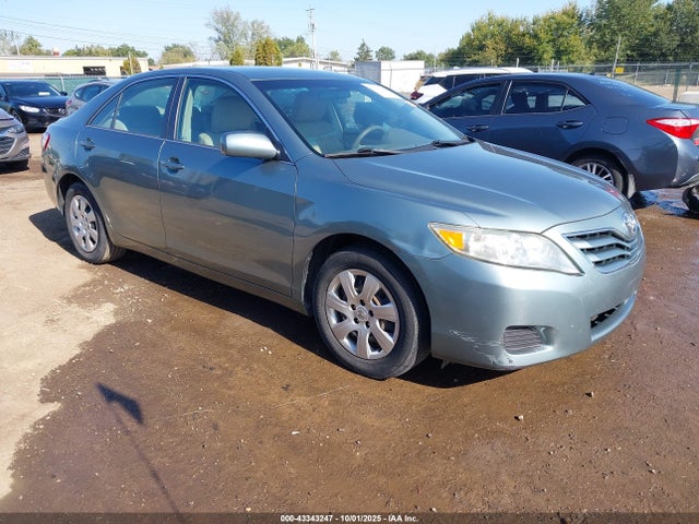 2011 Toyota Camry Le მანქანა იყიდება აუქციონზე, vin: 4T1BF3EK2BU716957, აუქციონის ნომერი: 43343247