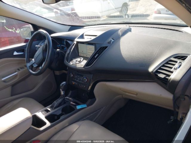 2017 FORD ESCAPE 1FMCU9J92HUD18379 Photo 4