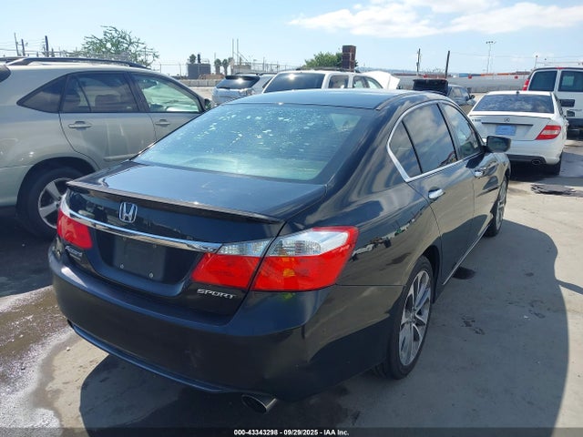 Honda k24w1 2015 1HGCR2F53FA120445 Image 4