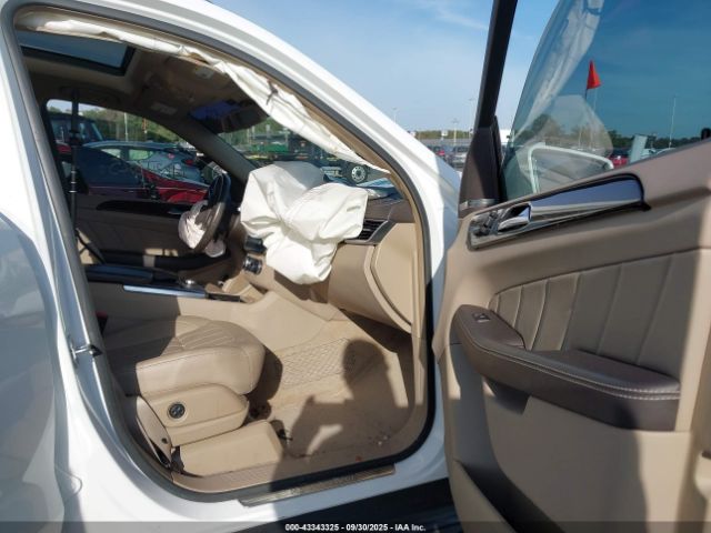 2016 MERCEDES-BENZ GL 450 4JGDF6EE8GA708813 Photo 4