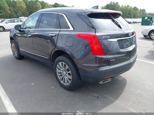 2017 CADILLAC XT5 1GYKNDRS1HZ122020 Photo 2