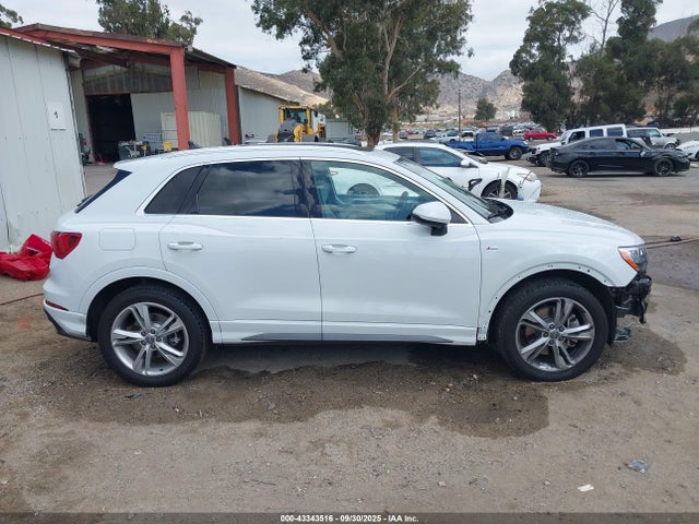Audi Q3 2020 WA1DECF34L1023960 Image 14