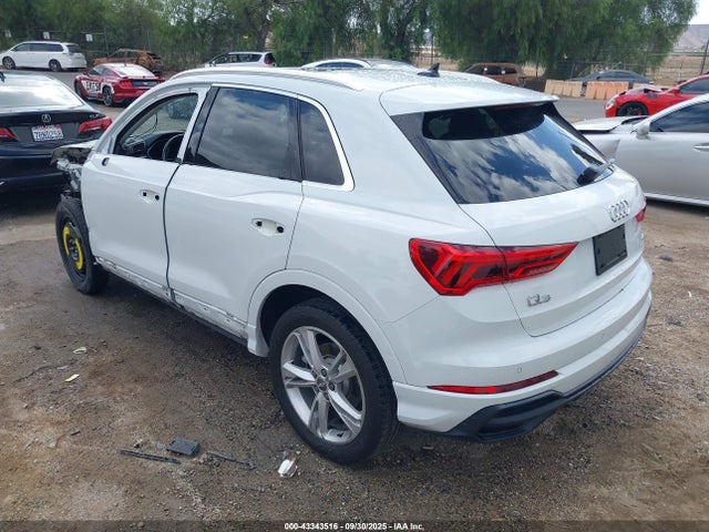 Audi Q3 2020 WA1DECF34L1023960 Image 3