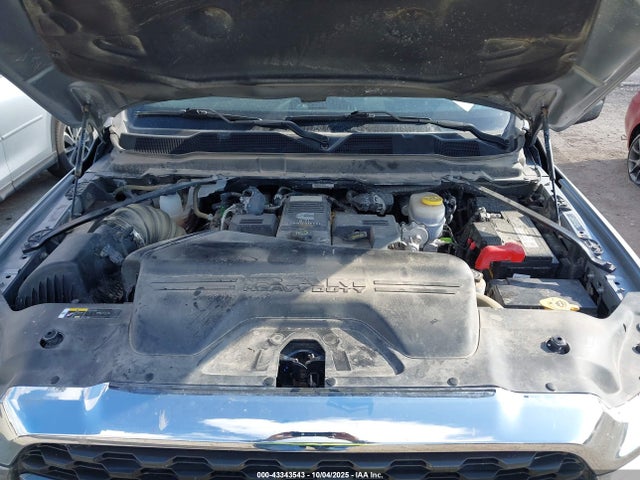3C6UR5DL8RG303021 RAM 2500