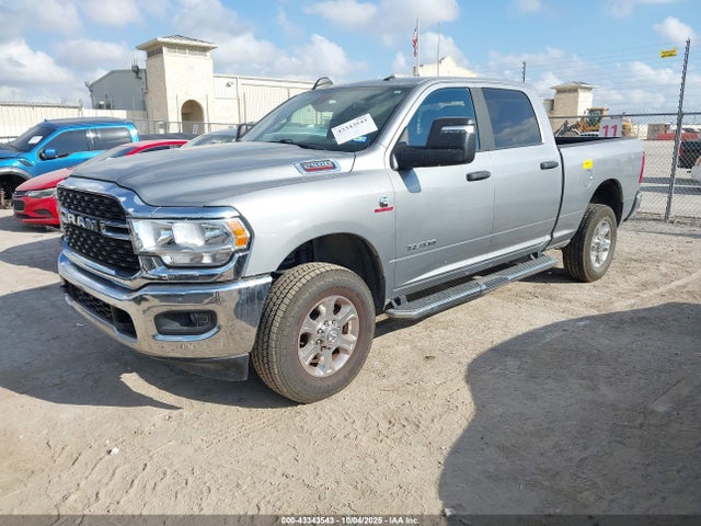 3C6UR5DL8RG303021 RAM 2500