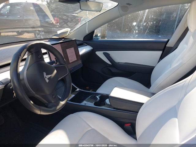 2019 TESLA MODEL 3 5YJ3E1EB9KF454668 Photo 4