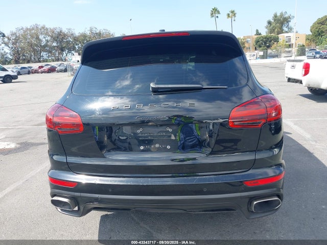2016 Porsche Cayenne მანქანა იყიდება აუქციონზე, vin: WP1AA2A22GLA10307, აუქციონის ნომერი: 43343717