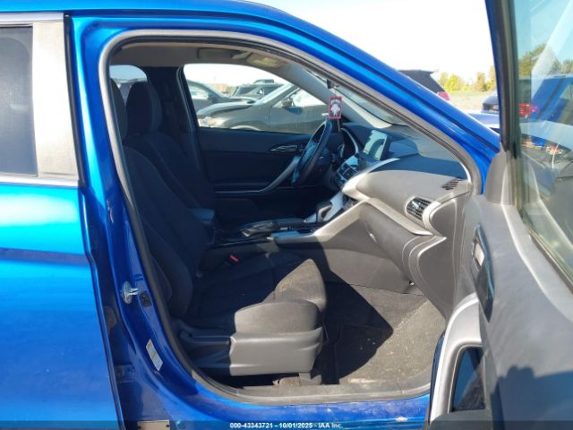 2020 MITSUBISHI ECLIPSE CROSS JA4AT4AA6LZ019625 Photo 4