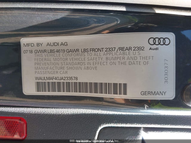 2018 AUDI A4 WAULMAF40JA233578 Photo 8