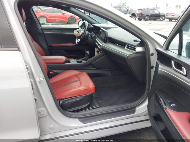 5XXG64J23NG165776 KIA K5 Gt-line