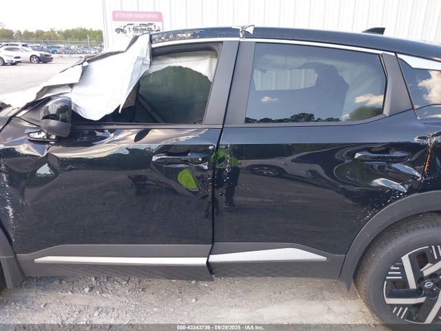 Nissan kicks mpv 2025 3N8AP6CA8SL328123 Image 14