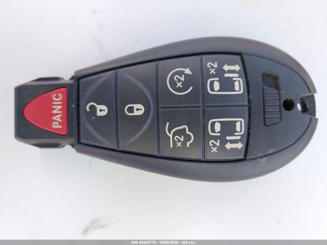 2C4RC1CG0FR574139 Chrysler Town and Country
