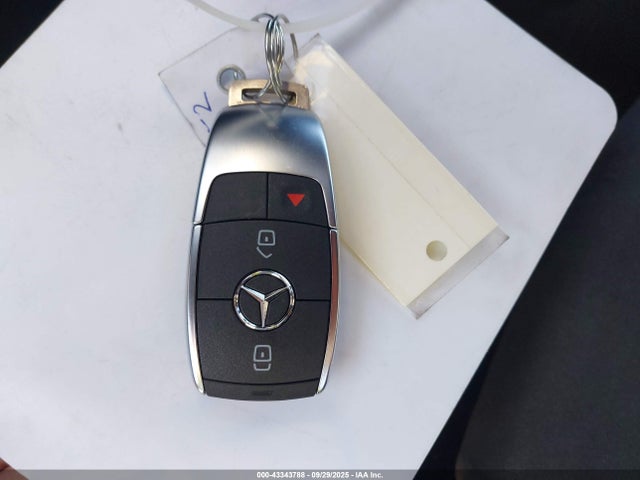 W1N4N4GB5NJ349506 Mercedes-Benz m260