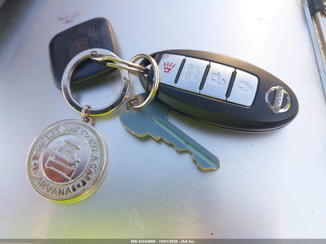 3N1AB7AP3JY282986 Nissan SENTRA SV