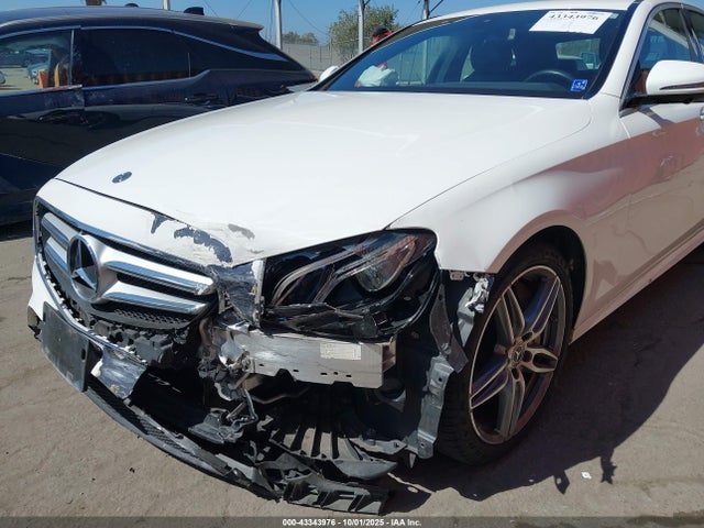 Mercedes-Benz E 300 2019 WDDZF4JB0KA622128 Image 6