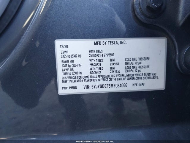 2021 TESLA MODEL Y 5YJYGDEF5MF084066 Photo 8