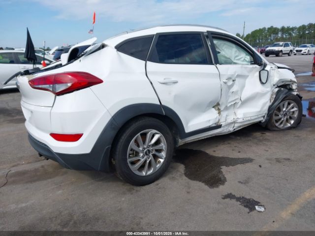 2018 HYUNDAI TUCSON KM8J33A4XJU737775 Photo 3
