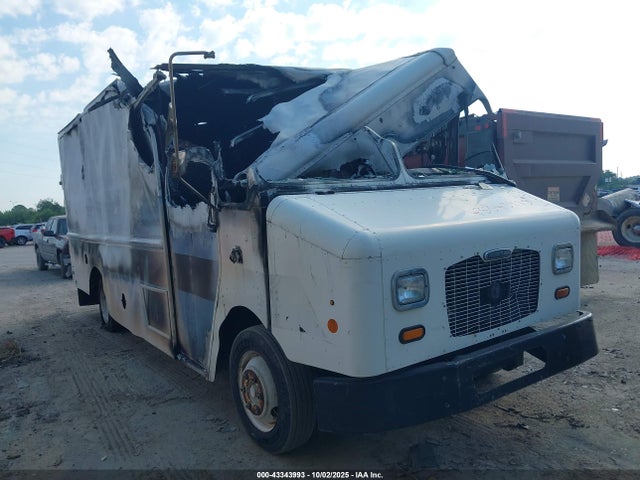 Продажа на аукционе авто 2013 Freightliner Chassis M Line Walk-in Van, vin: 4UZAAPDU8DCBS0543, номер лота: 43343993