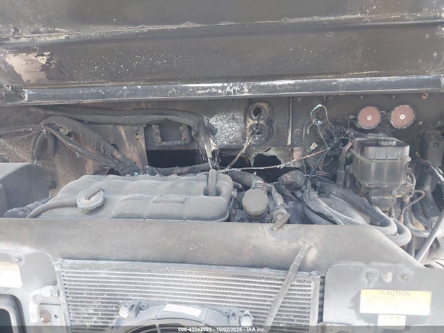 43343993 :رقم المزاد ، 4UZAAPDU8DCBS0543 vin ، 2013 Freightliner Chassis M Line Walk-in Van مزاد بيع