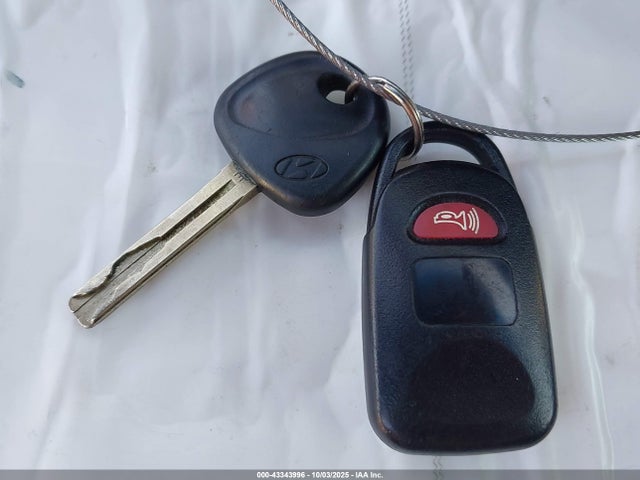 KM8JUCAG1FU099527 Hyundai TUCSON SE