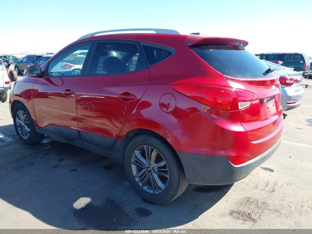 KM8JUCAG1FU099527 Hyundai TUCSON SE