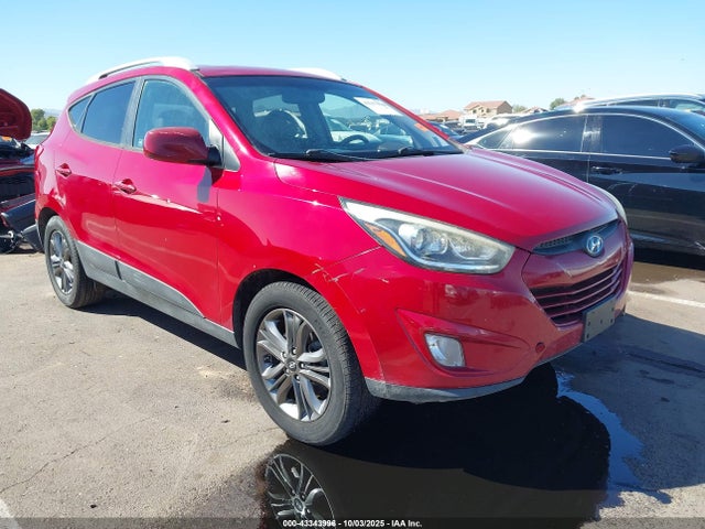 KM8JUCAG1FU099527 Hyundai TUCSON SE