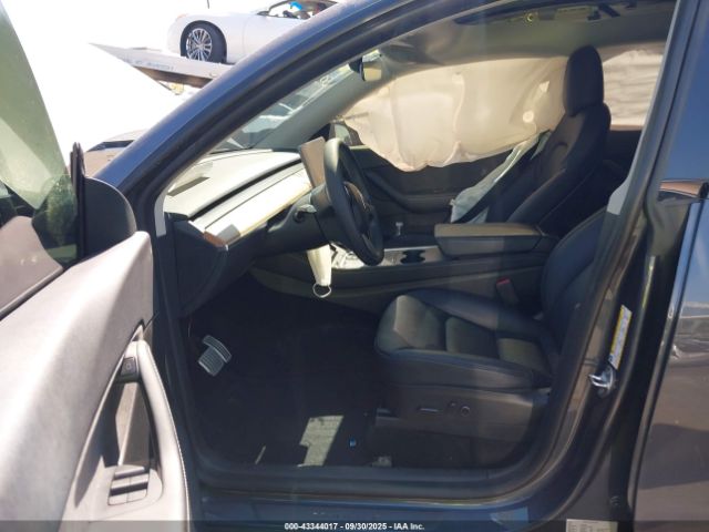 2022 TESLA MODEL Y 7SAYGDEF4NF492157 Photo 4