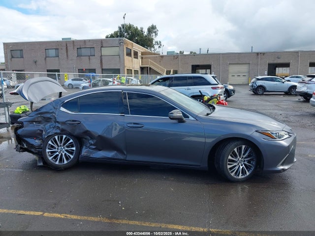Lexus a25a-fxs, 3nm 2021 58ADA1C11MU008541 Image 12