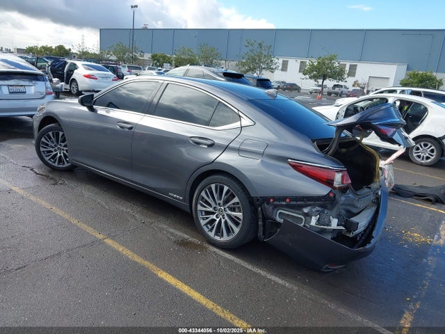 Lexus a25a-fxs, 3nm 2021 58ADA1C11MU008541 Image 3