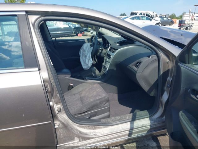 2011 CHEVROLET MALIBU 1G1ZC5E1XBF297493 Photo 4
