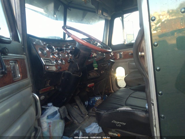 Продаж на аукціоні авто 1996 Peterbilt 999, vin: 1XP5DB9X4TD386827, номер лоту: 43344249