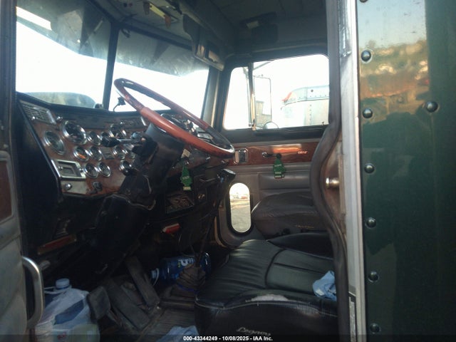 Продаж на аукціоні авто 1996 Peterbilt 999, vin: 1XP5DB9X4TD386827, номер лоту: 43344249