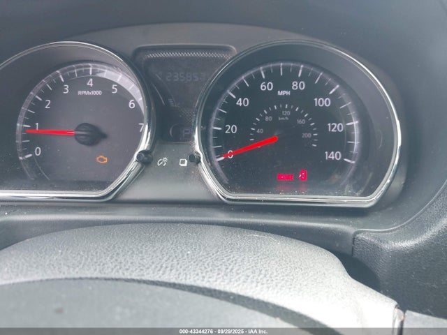 3N1CN7AP8GL850980 Nissan 2016