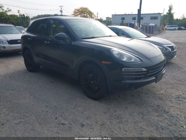 2011 PORSCHE CAYENNE WP1AB2A2XBLA45750 Photo 0