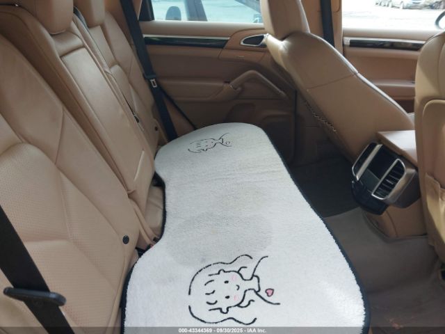 2011 PORSCHE CAYENNE WP1AB2A2XBLA45750 Photo 7