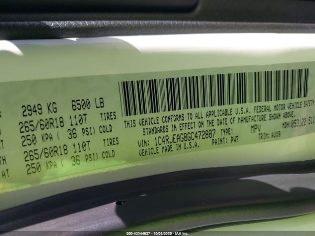 2016 JEEP GRAND CHEROKEE 1C4RJEAG8GC472887 Photo 8