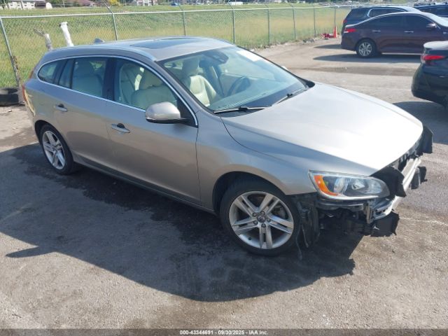 2015 VOLVO V60 YV140MEC6F1194929