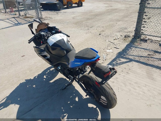Kawasaki Ninja 400 2018 JKAEXKH14JDA05753 Image 3
