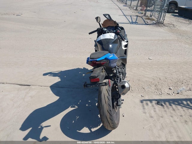 Kawasaki Ninja 400 2018 JKAEXKH14JDA05753 Image 6