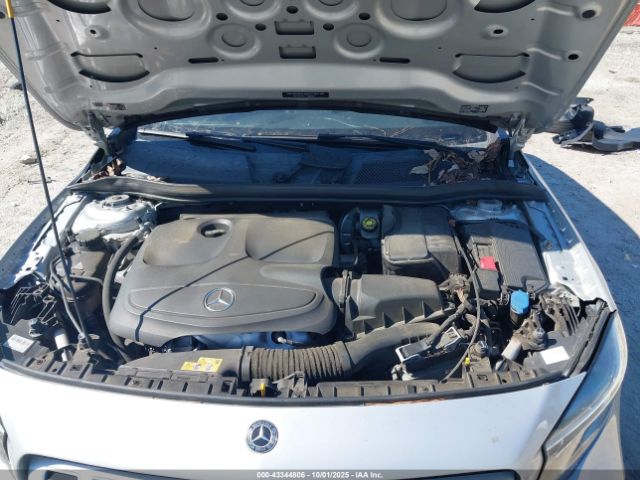 2018 MERCEDES-BENZ GLA 250 WDCTG4GB7JJ410307 Photo 9