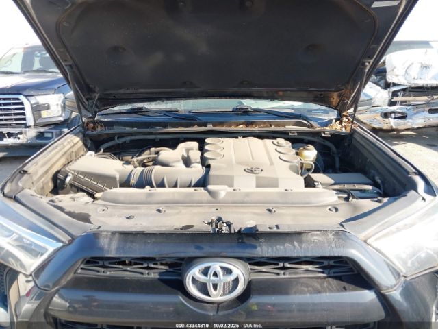 2018 TOYOTA 4RUNNER JTEZU5JR1J5187125 Photo 9