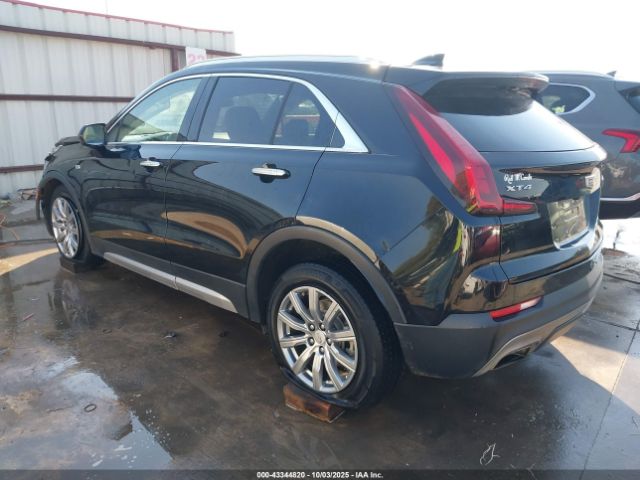 2020 CADILLAC XT4 1GYFZCR42LF025579 Photo 2