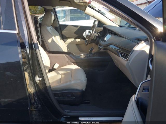2020 CADILLAC XT4 1GYFZCR42LF025579 Photo 4