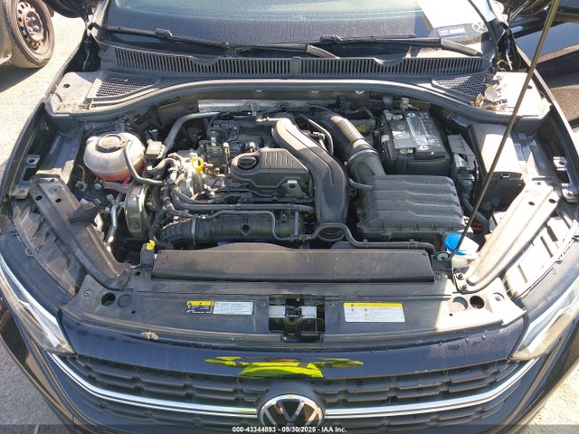 Auction sale of the 2022 Volkswagen Jetta 1.5t Sport, vin: 3VWBM7BUXNM032932, lot number: 43344893