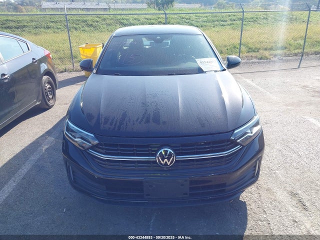 Auction sale of the 2022 Volkswagen Jetta 1.5t Sport, vin: 3VWBM7BUXNM032932, lot number: 43344893
