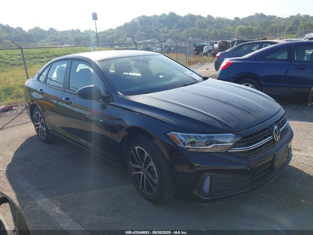 Auction sale of the 2022 Volkswagen Jetta 1.5t Sport, vin: 3VWBM7BUXNM032932, lot number: 43344893